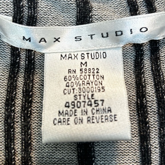 Bodycon sweater dress - Picture 3 of 8